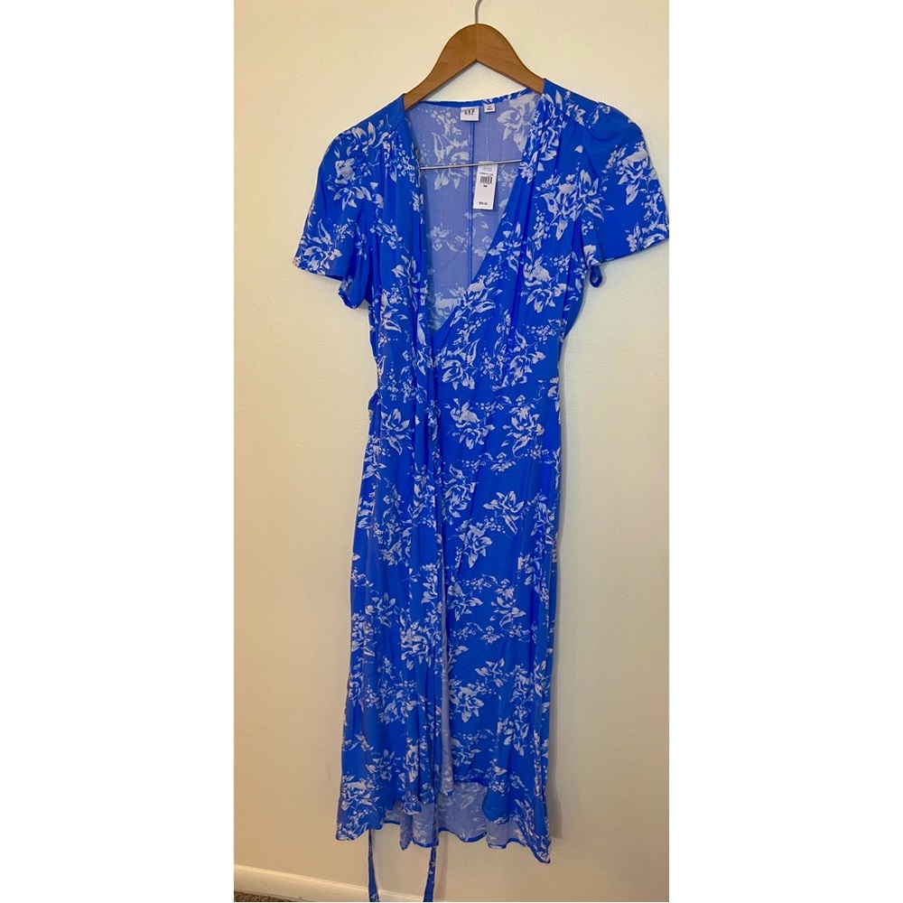 Womens Dress | GAP | XS | Blue & White wrap dress | (NWT) | Spring / Summer